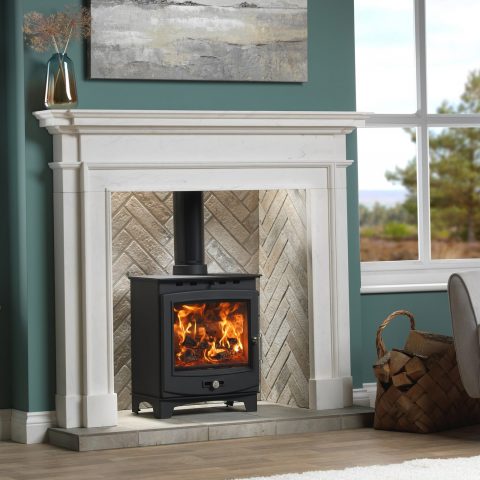 Aversa Pura Mantel